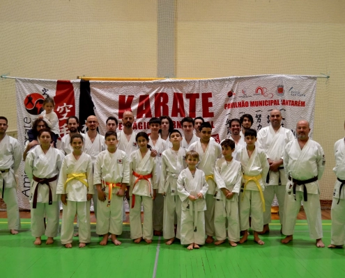 Faixa do Clube de Karaté Alcanena num evento ou torneio